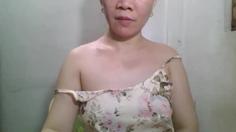Snapshot of laricemsbest chatting on 10, 4, 2026 Larice online show from 10, 4, 2026