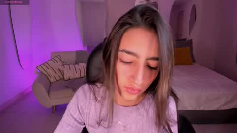 Larisa Smirnov online show from 3, 12, 2025