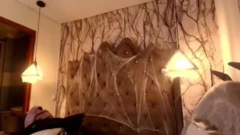  Lari online show from 23, 10, 2025