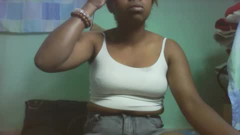 larissa645771 online show from 17, 11, 2025