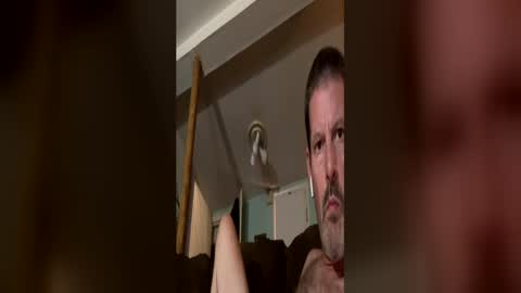 Snapshot of larrythelover23 chatting on 18, 6, 2026 larrythelover23 online show from 18, 6, 2026