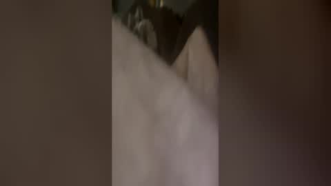 Snapshot of larrythelover23 chatting on 19, 6, 2026 larrythelover23 online show from 19, 6, 2026