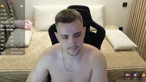 Snapshot of larstar01 chatting on 7, 7, 2026 Lars online show from 7, 7, 2026