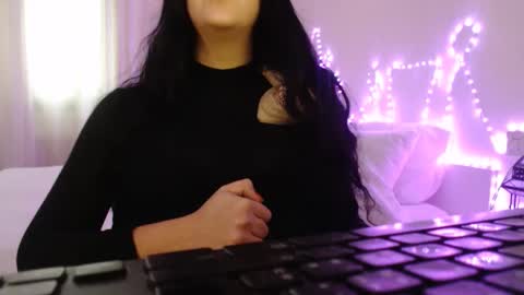 Snapshot of lasolitaauri chatting on 5, 2, 2026 Auri online show from 5, 2, 2026