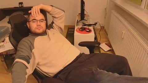 latexboy893 online show from 27, 11, 2025