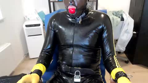 Snapshot of latexslaafboy2 chatting on 3, 12, 2024 latexslaafboy online show from 3, 12, 2024