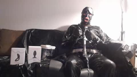Snapshot of latexslaafboy2 chatting on 1, 1, 2025 latexslaafboy online show from 1, 1, 2025