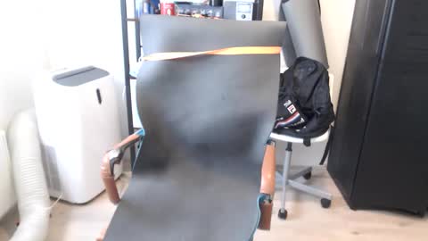 Snapshot of latexslaafboy2 chatting on 11, 9, 2025 latexslaafboy online show from 11, 9, 2025