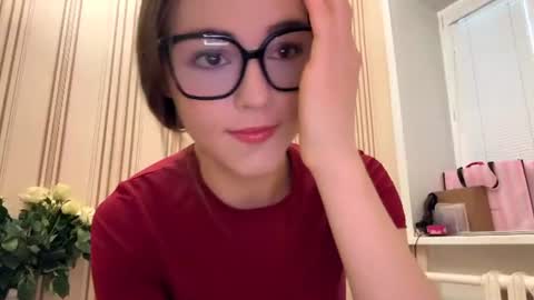 Snapshot of latiapetosa chatting on 29, 6, 2026 Mia online show from 29, 6, 2026