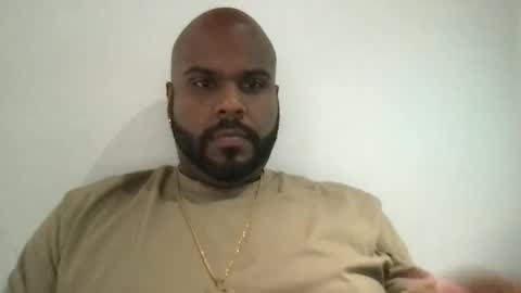 Snapshot of latin_chubby chatting on 11, 10, 2025 latin_chubby online show from 11, 10, 2025