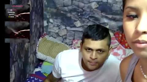 Snapshot of latin_hornycouple chatting on 6, 1, 2025 latin_hornycouple online show from 6, 1, 2025