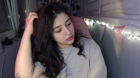 miiiiiiaaaa online show from 24, 2, 2025