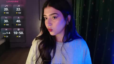 miiiiiiaaaa online show from 19, 4, 2026