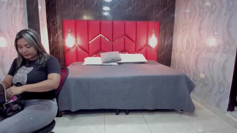 EMMA   online show from 4, 2, 2026