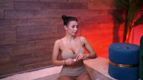 Snapshot of latinaloco chatting on 21, 12, 2025 Latina online show from 21, 12, 2025