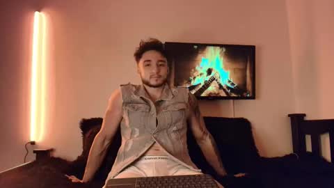 Snapshot of latinboyvip_ chatting on 5, 5, 2026 LatinBoyVIP Colombian online show from 5, 5, 2026