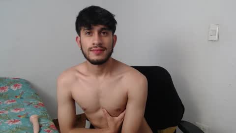 Snapshot of latinbunny7779 chatting on 17, 12, 2024 camilo online show from 17, 12, 2024