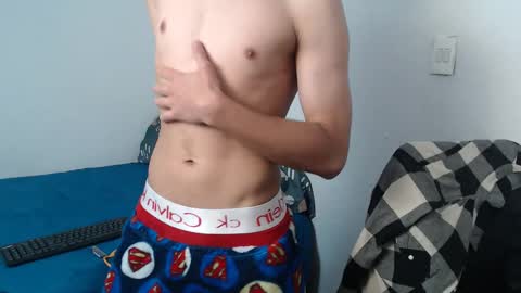 Snapshot of latinbunny7779 chatting on 23, 12, 2024 camilo online show from 23, 12, 2024