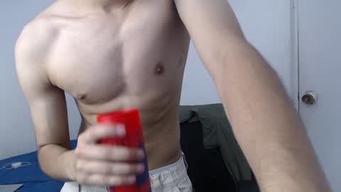 Snapshot of latinbunny7779 chatting on 8, 2, 2025 camilo online show from 8, 2, 2025