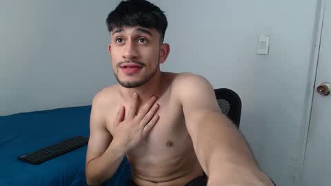 Snapshot of latinbunny7779 chatting on 12, 2, 2025 camilo online show from 12, 2, 2025