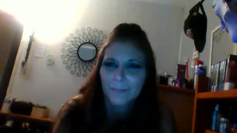Snapshot of latincpl692018 chatting on 8, 1, 2026 lee james online show from 8, 1, 2026