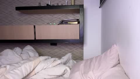 Hi -  online show from 29, 12, 2024