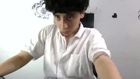 Snapshot of latinheatx22 chatting on 23, 4, 2026 latinheatx22 online show from 23, 4, 2026