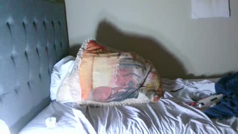 latinincognito online show from 3, 12, 2025