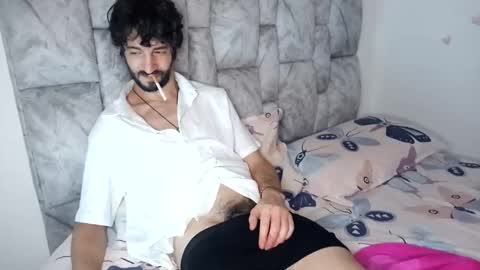Snapshot of latinlustandfrenchkiss chatting on 27, 5, 2026 latinlustandfrenchkiss online show from 27, 5, 2026