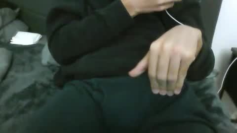 latinman7945 online show from 13, 4, 2026