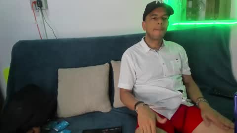 latinmartin73 online show from 27, 2, 2025