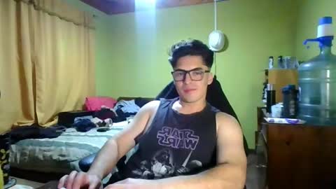 Snapshot of latinn_babe chatting on 15, 5, 2026 latinn_babe online show from 15, 5, 2026