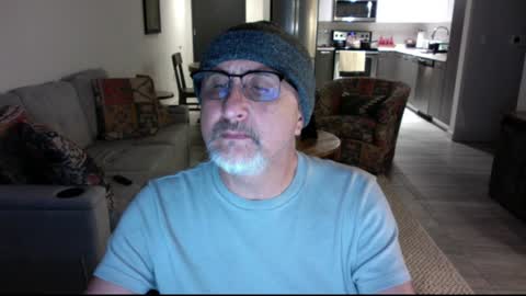 QS - INDEPENDENT MODEL online show from 28, 12, 2024