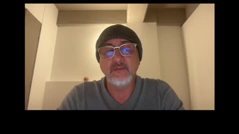 QS - INDEPENDENT MODEL online show from 11, 9, 2025