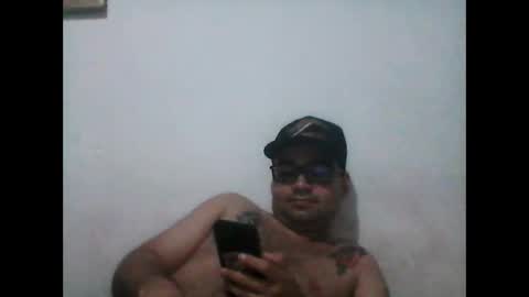 Snapshot of latino6972 chatting on 19, 10, 2025 latino6972 online show from 19, 10, 2025