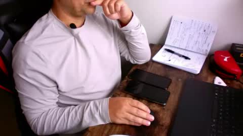 latino8484 online show from 12, 11, 2025