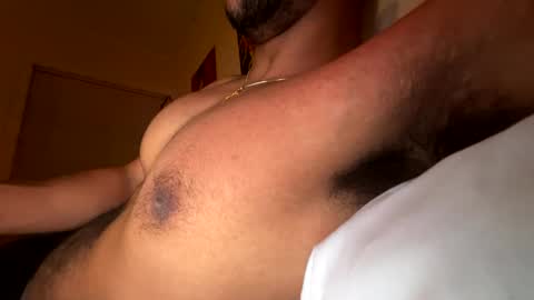 Snapshot of latinpecs69 chatting on 22, 10, 2025 latinpecs69 online show from 22, 10, 2025