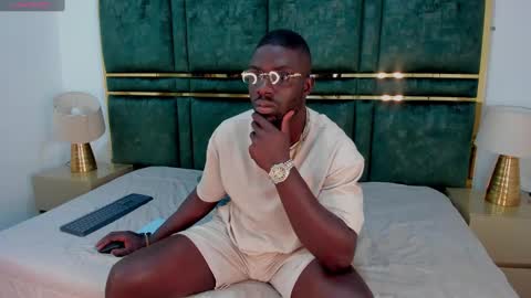 Snapshot of latrellx7 chatting on 22, 1, 2025 LEANDRO online show from 22, 1, 2025