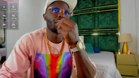 Snapshot of latrellx7 chatting on 10, 2, 2025 LEANDRO online show from 10, 2, 2025