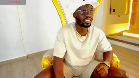 Snapshot of latrellx7 chatting on 18, 2, 2025 LEANDRO online show from 18, 2, 2025