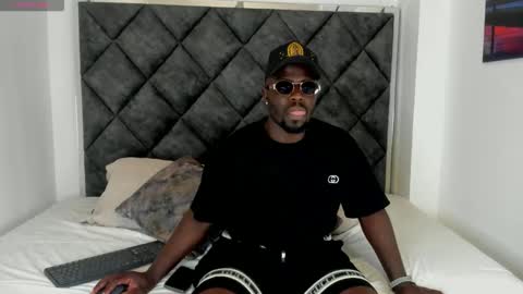 Snapshot of latrellx7 chatting on 15, 9, 2025 LEANDRO online show from 15, 9, 2025