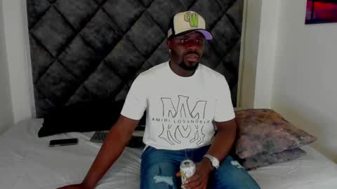 Snapshot of latrellx7 chatting on 29, 9, 2025 LEANDRO online show from 29, 9, 2025