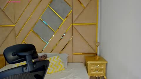 Snapshot of latrellx7 chatting on 1, 11, 2025 LEANDRO online show from 1, 11, 2025