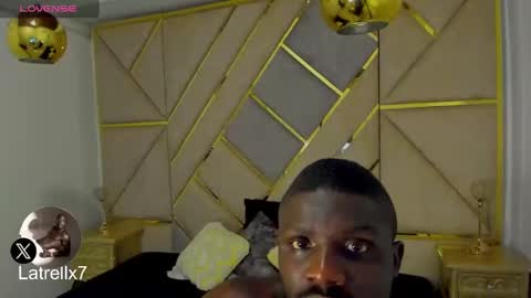 Snapshot of latrellx7 chatting on 15, 11, 2025 LEANDRO online show from 15, 11, 2025