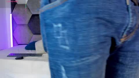 LEANDRO online show from 16, 4, 2026