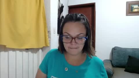 Snapshot of lau16310 chatting on 17, 7, 2026 Laura online show from 17, 7, 2026