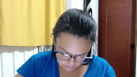 Snapshot of lau16310 chatting on 18, 7, 2026 Laura online show from 18, 7, 2026