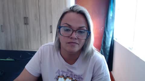 Snapshot of lau16310 chatting on 29, 7, 2026 Laura online show from 29, 7, 2026