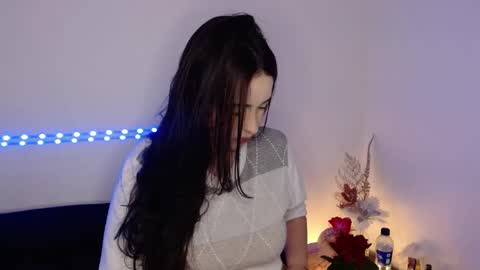 Snapshot of lau_24 chatting on 7, 5, 2026 lau_24 online show from 7, 5, 2026
