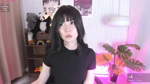 laukyubey1 online show from 12, 2, 2026